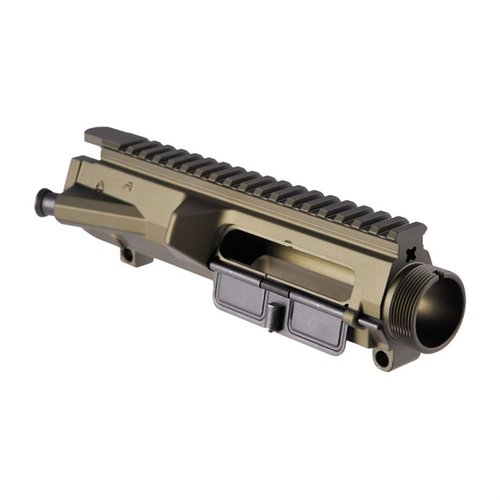 Der Aero Precision M5 .308 Upper Receiver aus 7075-T6 Aluminium bietet eine robuste Plattform für dein AR-Projekt, kompatibel mit DPMS Teilen und ausgestattet mit Forward Assist.