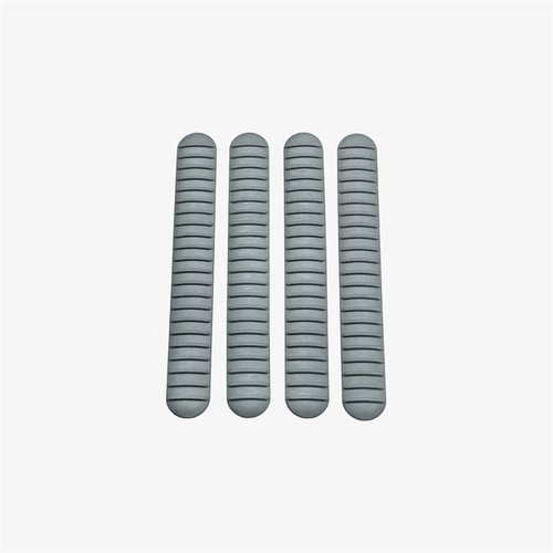 I M-LOK® Rail Covers di B5 SYSTEMS offrono una presa sicura e resistenza al calore, adattandosi a diverse guide e venduti in confezioni da 4.