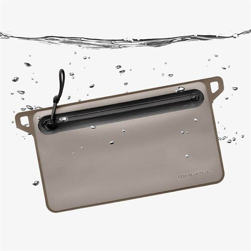 Die DAKA Waterproof Window Pouch bietet 100% Wasserdichtigkeit, robuste YKK-Reissverschlüsse, eine durchsichtige Fensterseite und grosse Karabinerpunkte für vielseitige Anwendungen.