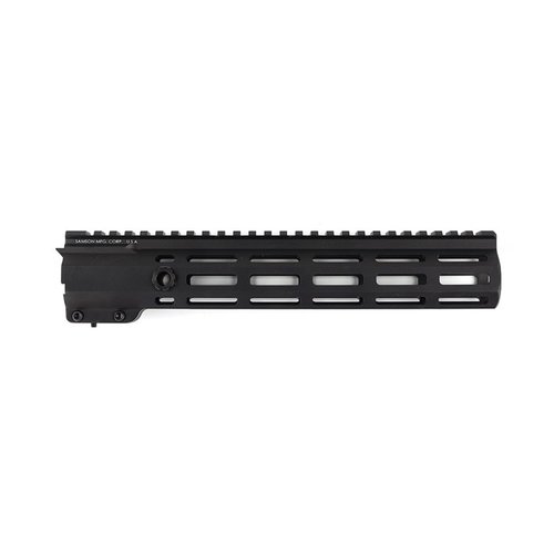 Die SXT M-LOK Handguards bieten ein schlankes Design, eine einfache Montage, einen ambidextrösen QD Sling-Punkt und ein robustes 7-seitiges M-LOK®-System.