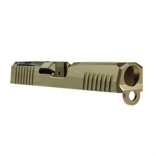 Il DUSK G19 Gen3 RMR Cut Stripped Slide offre prestazioni superiori, compatibilità con GLOCK Gen 1-4 e un design pronto per ottiche Trijicon RMR.