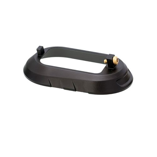 Aumenta la velocità di ricarica con il Magwell per Sig Sauer P320 di Tyrant CNC, progettato per una facile guida del caricatore e una maggiore ergonomia.