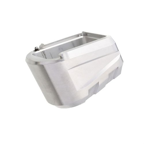 Aggiungi 3 colpi al tuo Sig P365 X Macro con l'estensione in alluminio Tyrant CNC, installazione rapida senza attrezzi e tecnologia 'NoBak' per prestazioni affidabili.