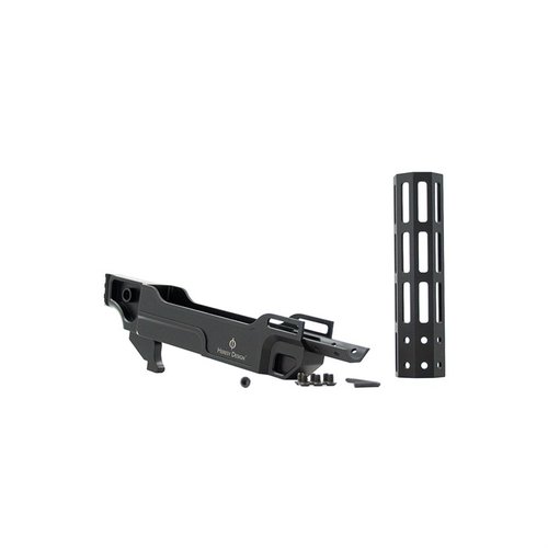 Scopri il sistema di chassis Vendetta™ in alluminio leggero, con rail M-LOK® per accessori, design slim e compatibilità con tutti i grip AR standard.