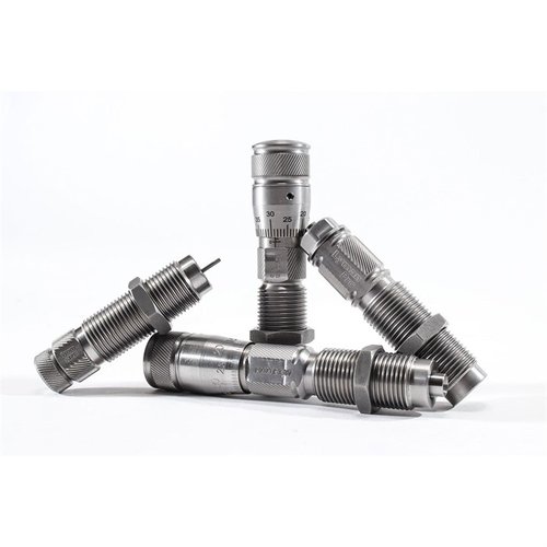 Die Lyman Pro Dies aus rostfreiem Stahl bieten höchste Präzision, Verschleissfestigkeit und einfache Handhabung für perfektes Wiederladen in jedem System.