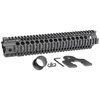 Die AR-15 COMBAT T-SERIES Free Float Handguard bietet eine robuste Bauweise, präzise MIL-STD 1913 Picatinny Rails und ist 100% Made in USA.
