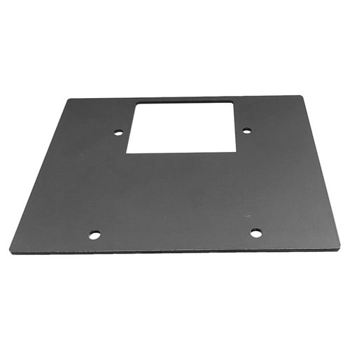 Der Spacer für die Flush Mount Base Plate von Inline Fabrication ermöglicht dir, die Basisplatte ohne Fräsen direkt auf deiner Werkbank zu montieren.
