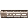 Die GEN-2 Enhanced M-LOK Handguards bieten ein leichtes Free Float Design, Anti-Rotations-Tabs, eine durchgehende Picatinny-Oberfläche und sind perfekt für dein AR15.