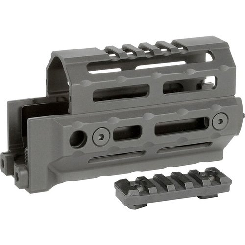 Der AK Alpha Series Krink M-LOK Handguard bietet eine robuste Konstruktion, mehrere QD-Anschlüsse und eine leichte Aluminium-Bauweise für maximale Flexibilität.