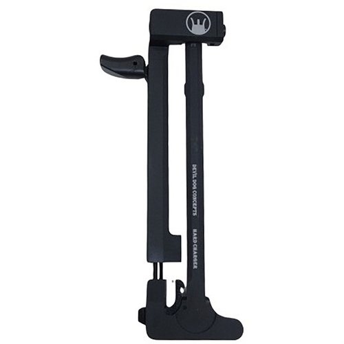 Der Hard Charger Side Charging Handle für AR-15 bietet ergonomisches Laden, einfache Montage, weniger Stress auf den Rollstift und Platz für Optiken.