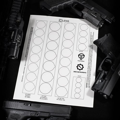 Schütze die Linsen deiner Taschenlampen und Waffenlichter mit CLENS! Einfach abziehen, reinigen und die optimale Helligkeit wiederherstellen – ohne Kleberückstände!