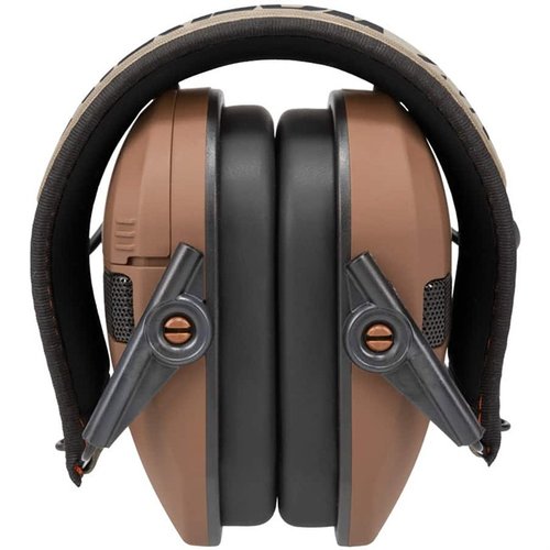 Le Walkers Razor Slim Electronic Muffs offrono un design compatto e pieghevole, riduzione del suono di 23 decibel e comfort migliorato per i tiratori.