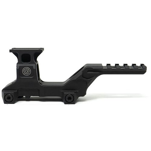 Der HYDRA V2 Dual Optic Mount für Trijicon MRO bietet eine höhere Optik für bessere Zielerkennung und erhöhtes situatives Bewusstsein, egal welche Ausrüstung du trägst.