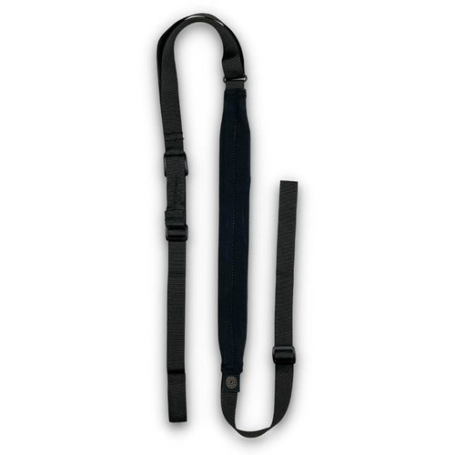 Le sling GBRS Group SBS est léger, personnalisable et confortable, avec un ajustement de 40" à l'avant et 20" à l'arrière, idéal pour un usage optimal.