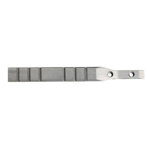 Il montaggio cantilever in alluminio per Remington 870 offre una piattaforma rigida e leggera, resistente alla corrosione, mantenendo la precisione anche senza canna.