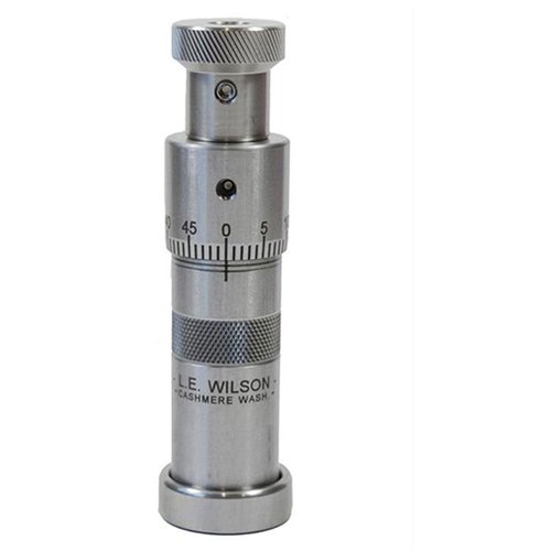 Il L.E. Wilson Micrometer Top Bullet Seater Die offre una costruzione in acciaio inossidabile, regolazioni precise in 0.001" e la possibilità di testare la profondità di caricamento in range.