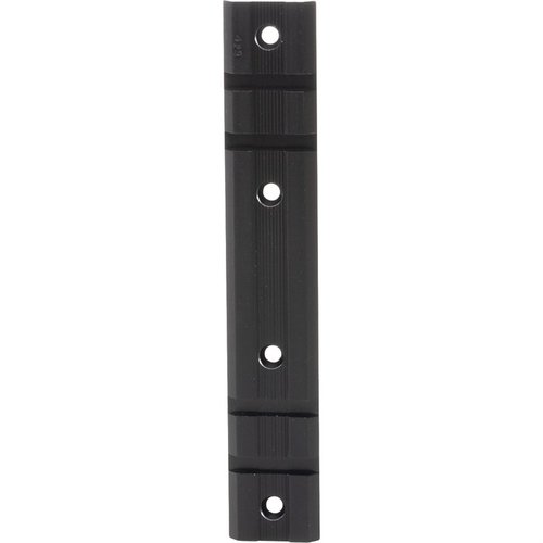 La rail Picatinny pour Remington 870/11-87 Super Magnum offre une installation facile d'optique, une finition noire durable et un alignement précis pour une utilisation fiable.