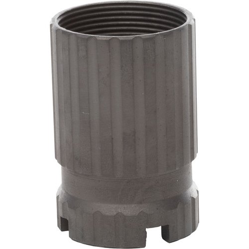 Le barrel nut Remington R10A1 en acier trempé assure un ajustement précis, une durabilité exceptionnelle et est parfait pour les reconstructions et restaurations.