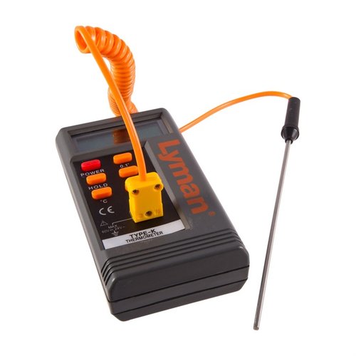 Mit dem Lyman Digital Lead Thermometer kannst du beim Bleigiessen präzise Temperaturen messen, um hochwertige Geschosse sicherzustellen. Ideal für grosse Öfen!