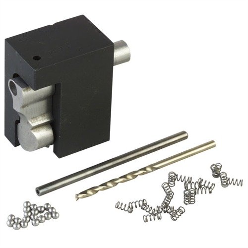 Le CRANE BALL DRILLING FIXTURE te permet d'ajouter facilement une force de verrouillage au cylindre des revolvers S&W K, L et N, avec un perçage précis et sécurisé.