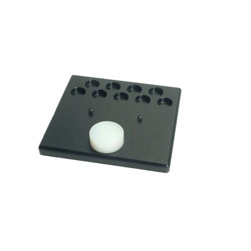 Die SINCLAIR TRIMMER PLATTFORM bietet Platz für neun Case Holder und einen Tapping Block, ideal für die L.E. Wilson Trimmer-Serie. Stabil und praktisch!