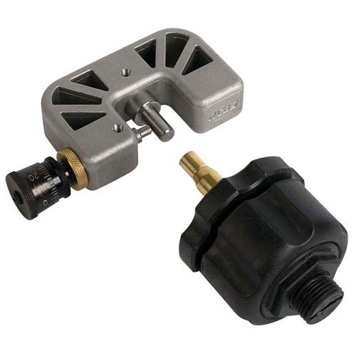 Der HAND NECK TURNER von RCBS ermöglicht präzises Nachbearbeiten mit einem Mikrometer, der auf den Mandrel einstellbar ist, und einem schnellen Wechselhalter für alle Hülsen.