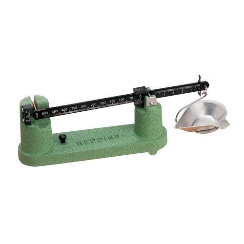 Die Redding No. 2 Master Scale bietet eine Kapazität von 505 Grain, präzise Messergebnisse durch magnetisch gedämpften Balken und eine lebenslange Garantie.