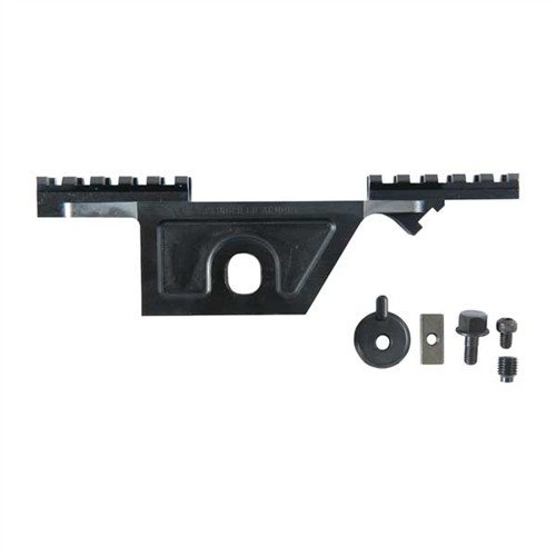 Il SCOPE MOUNT in acciaio di 4ª generazione per M1A di Springfield Armory offre robustezza e precisione, perfetto per il tuo .308.