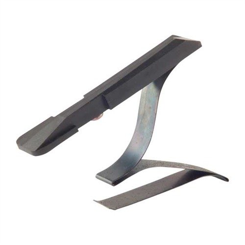 L'assemblaggio del follower del caricatore MAGNUM di SAVAGE è progettato per i modelli 110/111/112/112BT, garantendo un'alimentazione affidabile e senza intoppi.