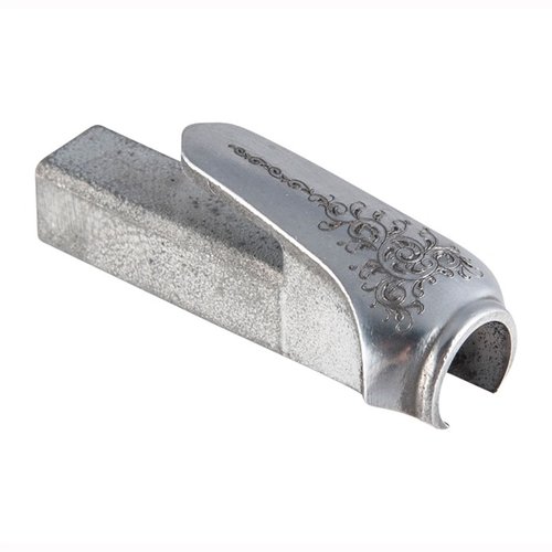 Il TIP FOREND 486 12GA di BERETTA USA offre una presa sicura e un design ergonomico, perfetto per migliorare la tua esperienza di tiro con il fucile 486.