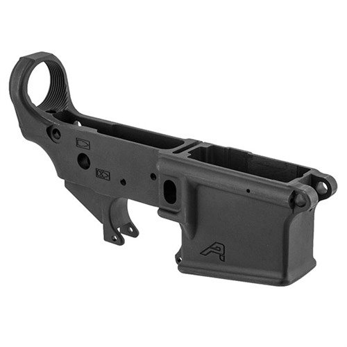 Der Aero Precision AR15 Gen 2 Stripped Lower Receiver bietet eine perfekte Basis für deinen Custom-Bau, mit verbesserter Passgenauigkeit und einfacher Magazin-Einführung.