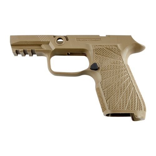 Rivoluziona la tua esperienza di tiro con il grip module WCP320 di Wilson Combat, migliorando la presa, il controllo del rinculo e la portabilità per il tuo SIG P320.